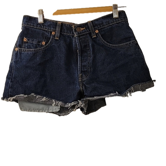 LEVI Strauss 525 Jean Shorts - Picture 3 of 4